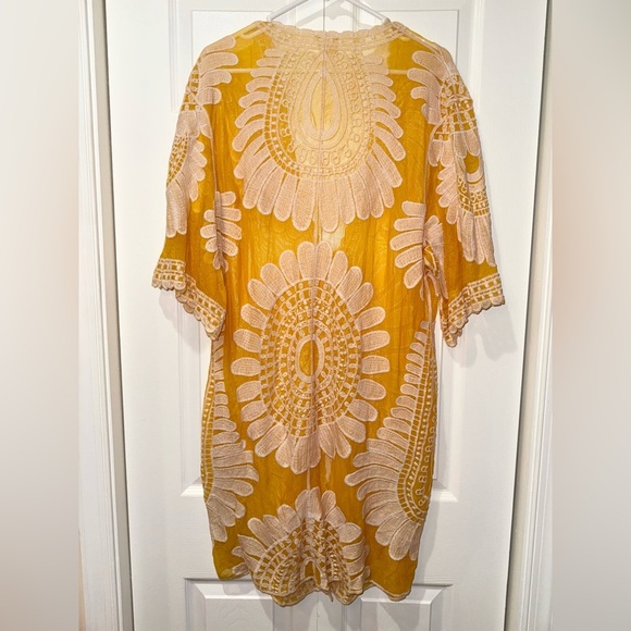 SirenLily Yellow and White maternity Floral Kimono. Size XL - Picture 3 of 10